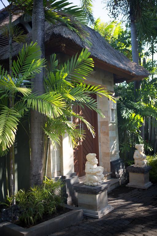 Villa Alu Lima Seminyak Exterior foto